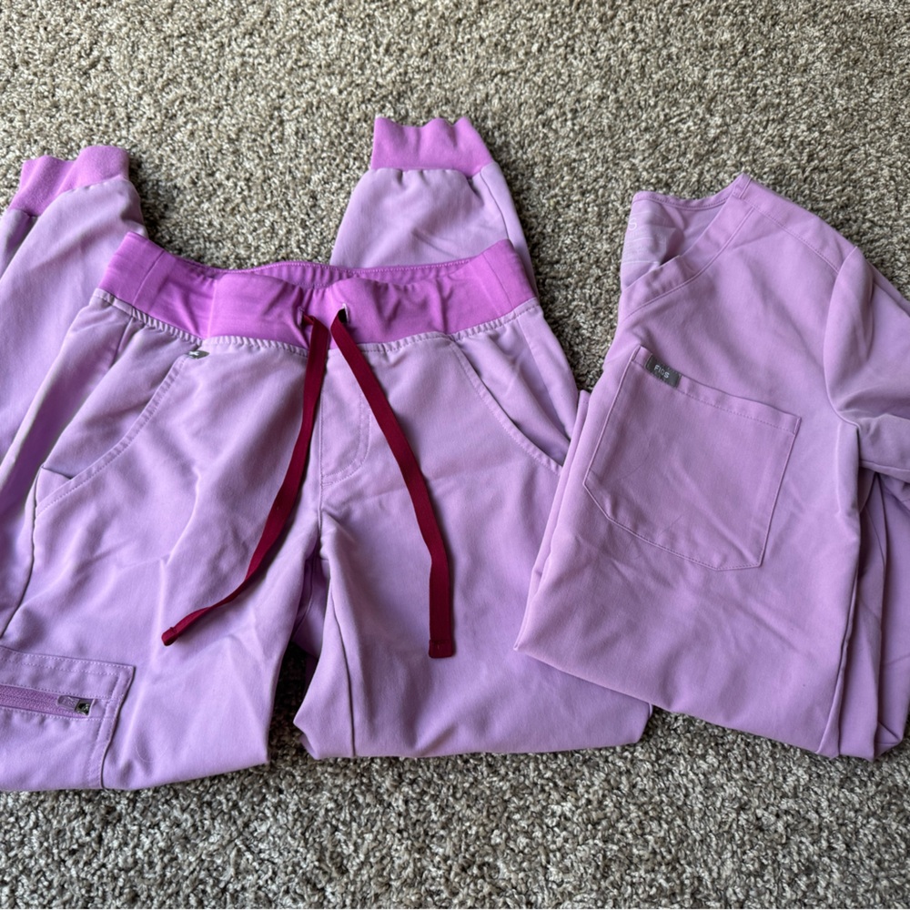 Lavender Figs Scrub Set